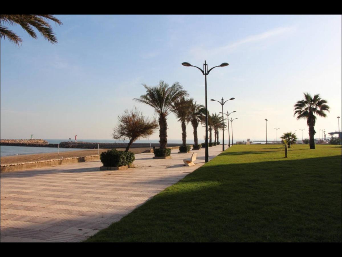 Cozy Apartment On The Sea Port Saplaya Bagian luar foto